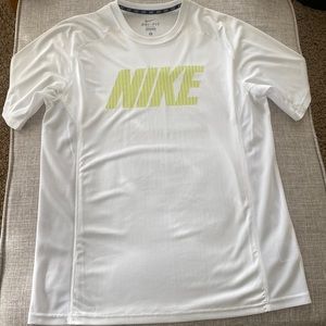 Nike Dri-Fit Mesh